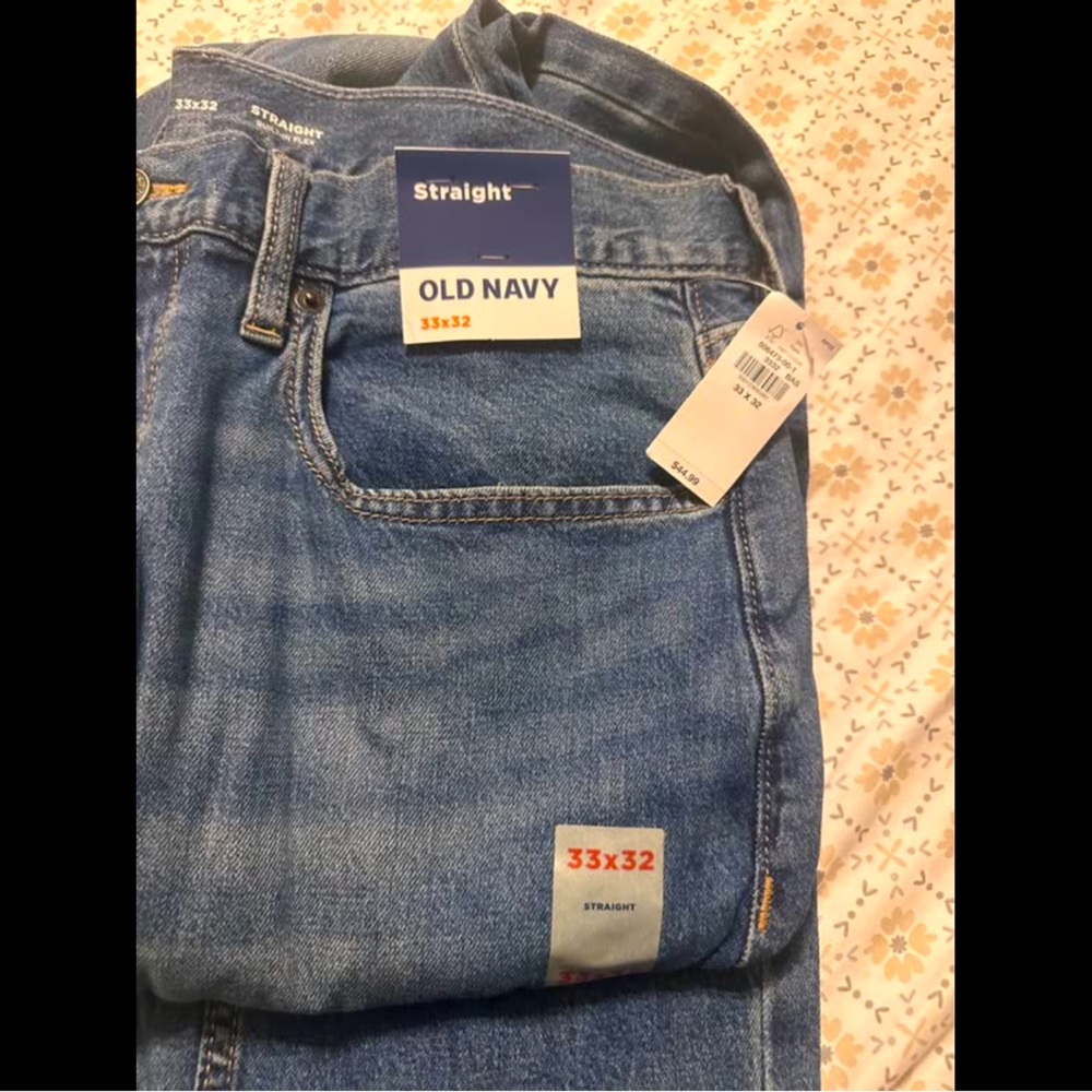 New with tags old navy men’s jeans